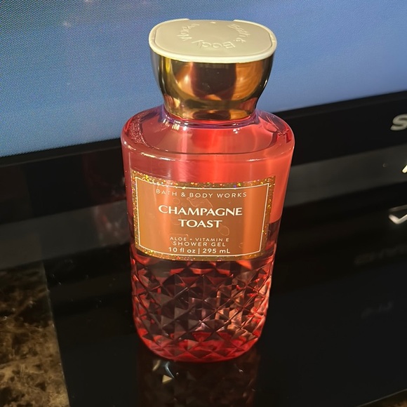 Bath & Body Works Other - Bath and body works shower gel